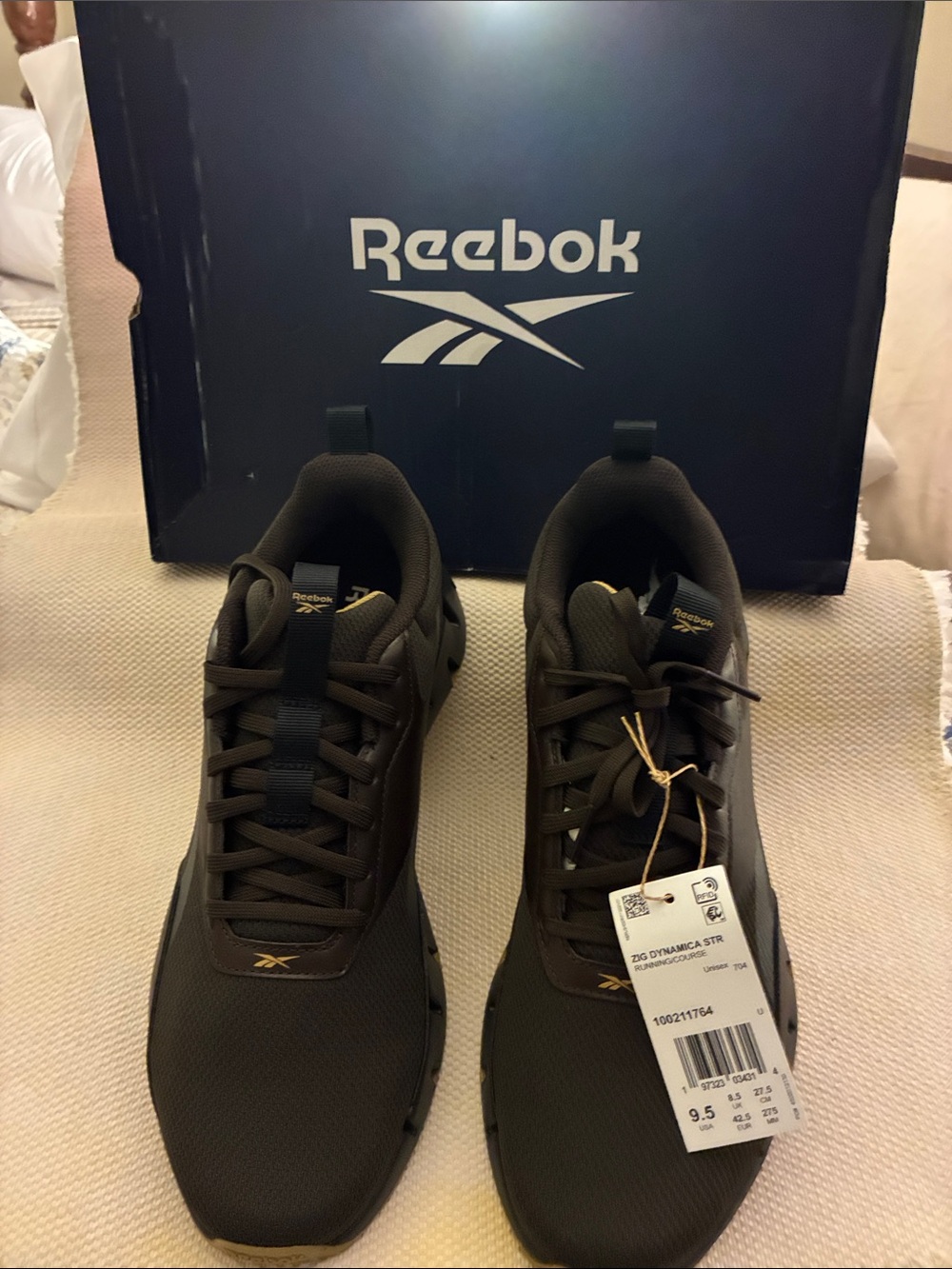 Reebok Men's ZG Dynamax TR Olive running shoes w/Black Accents Athletic Shoes